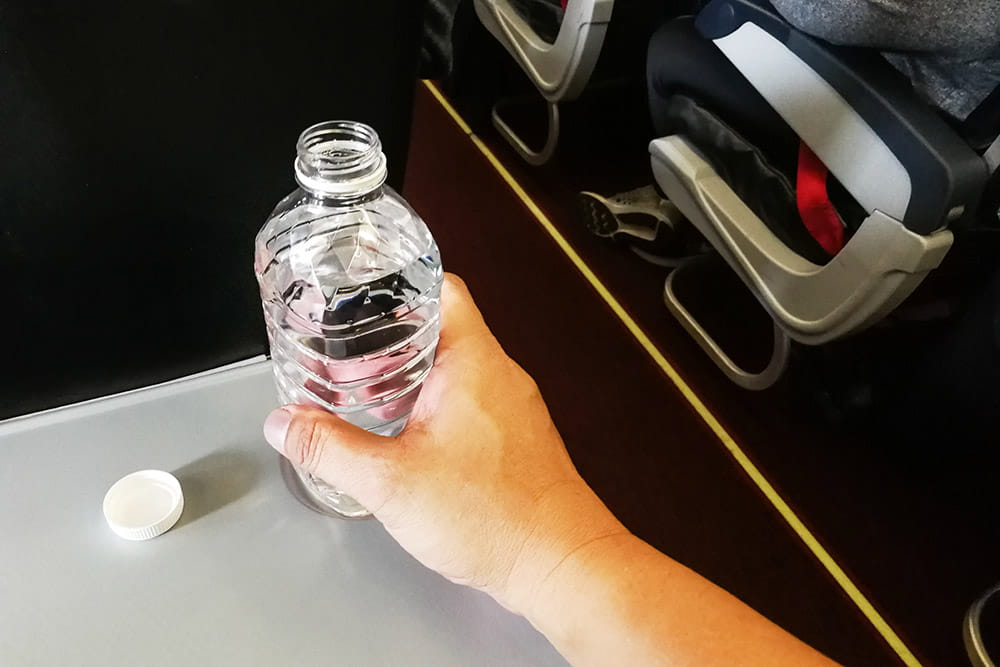 Koffie, thee en water tijdens je vlucht